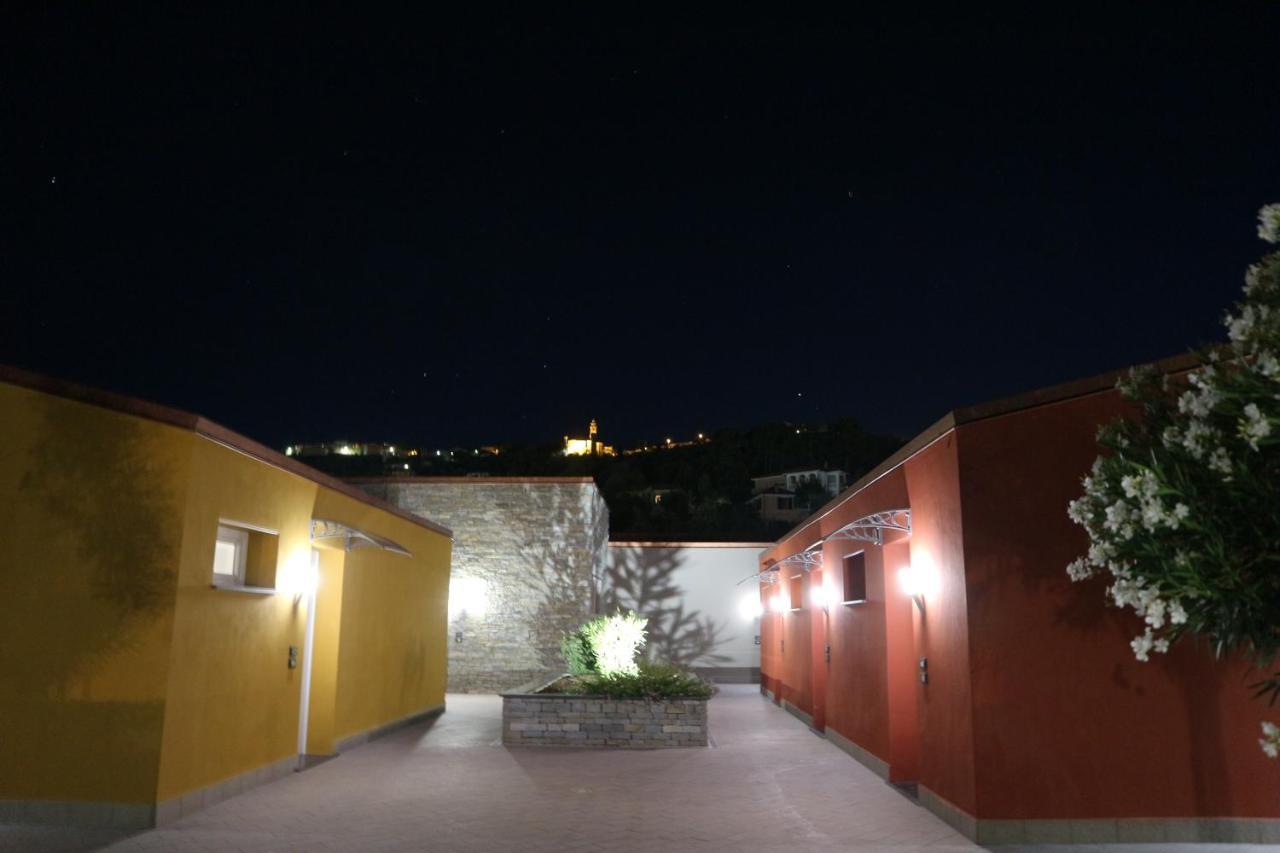 Rebi Village Imperia Exterior foto