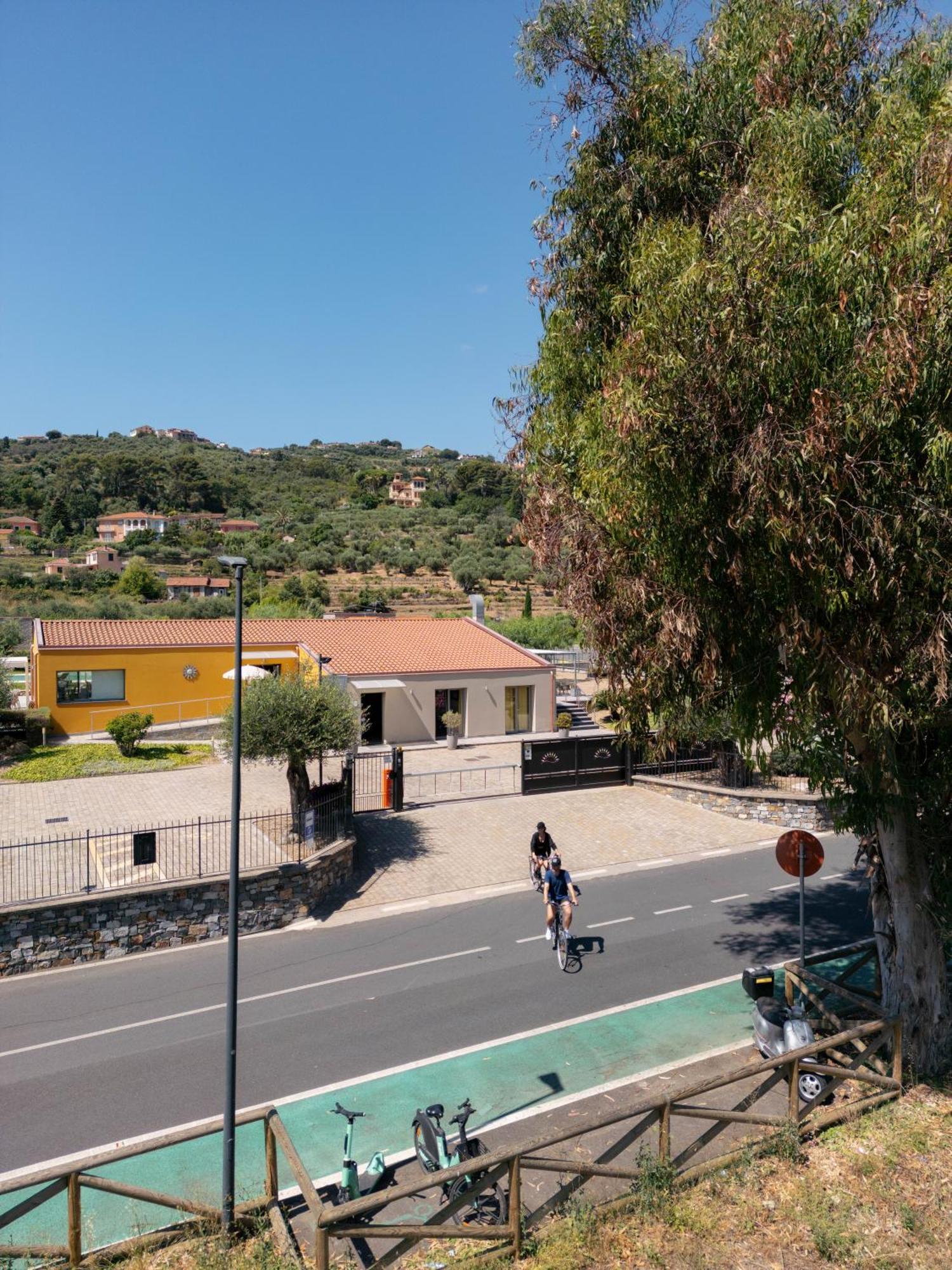 Rebi Village Imperia Exterior foto